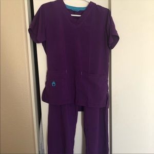 Carharrt scrubs workforce